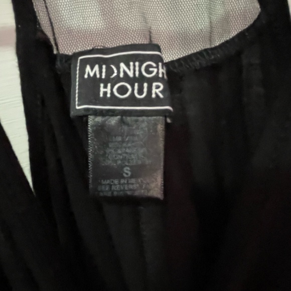 Asymmetrical moon tank top by midnight hour - Picture 4 of 4